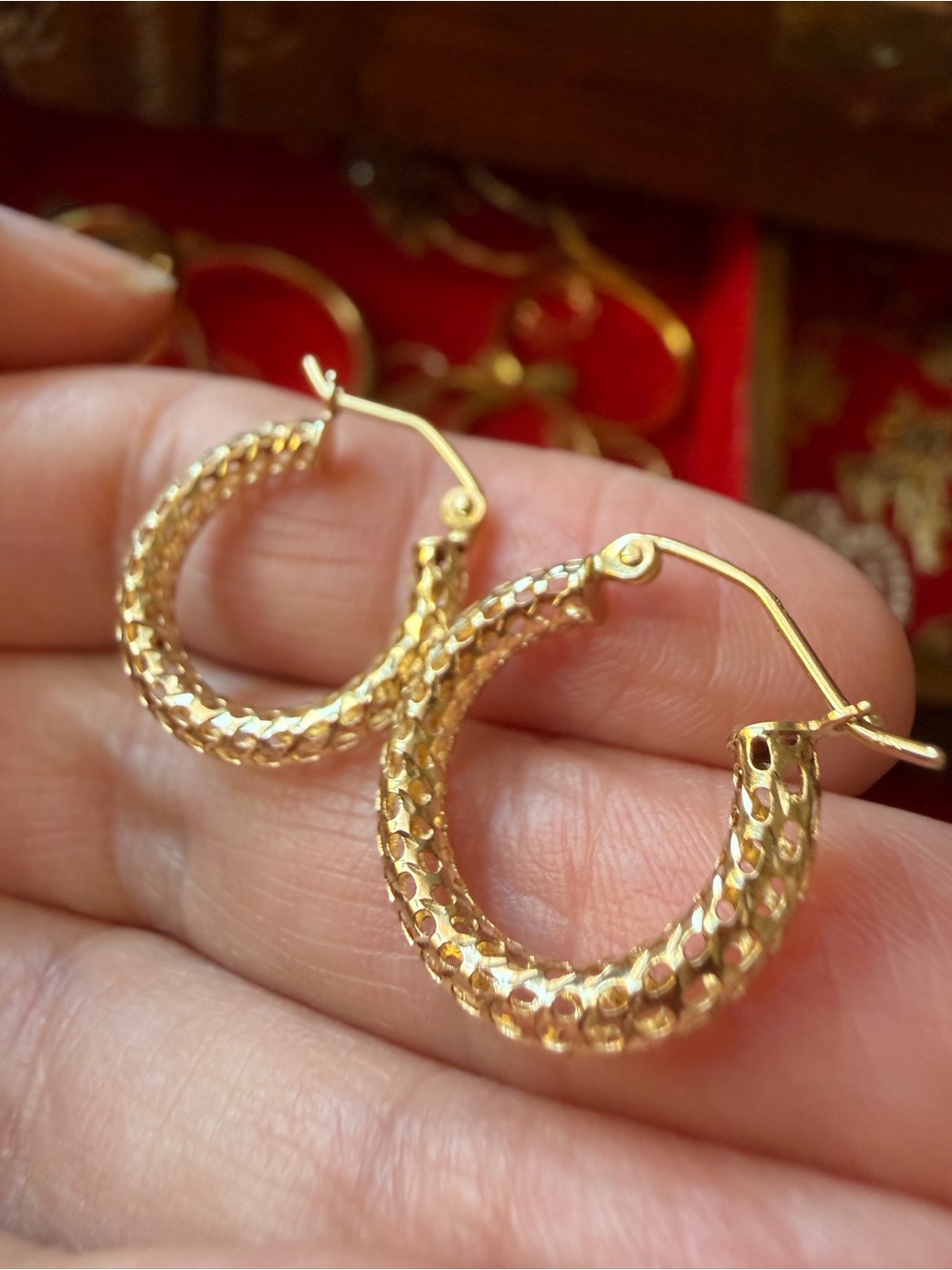 14K Yellow Gold Woven Mesh Hoop Earrings